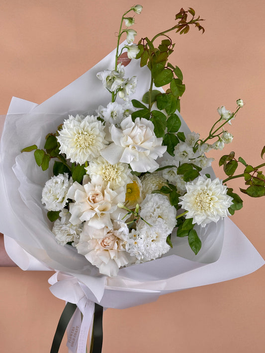 Porcelaine White-Flower-Delivery-Gold-Coast-Florist-Flowers Gold Coast-Beautifully Wrapped-Mini-https://www.flowersgoldcoast.com.au-best-florist