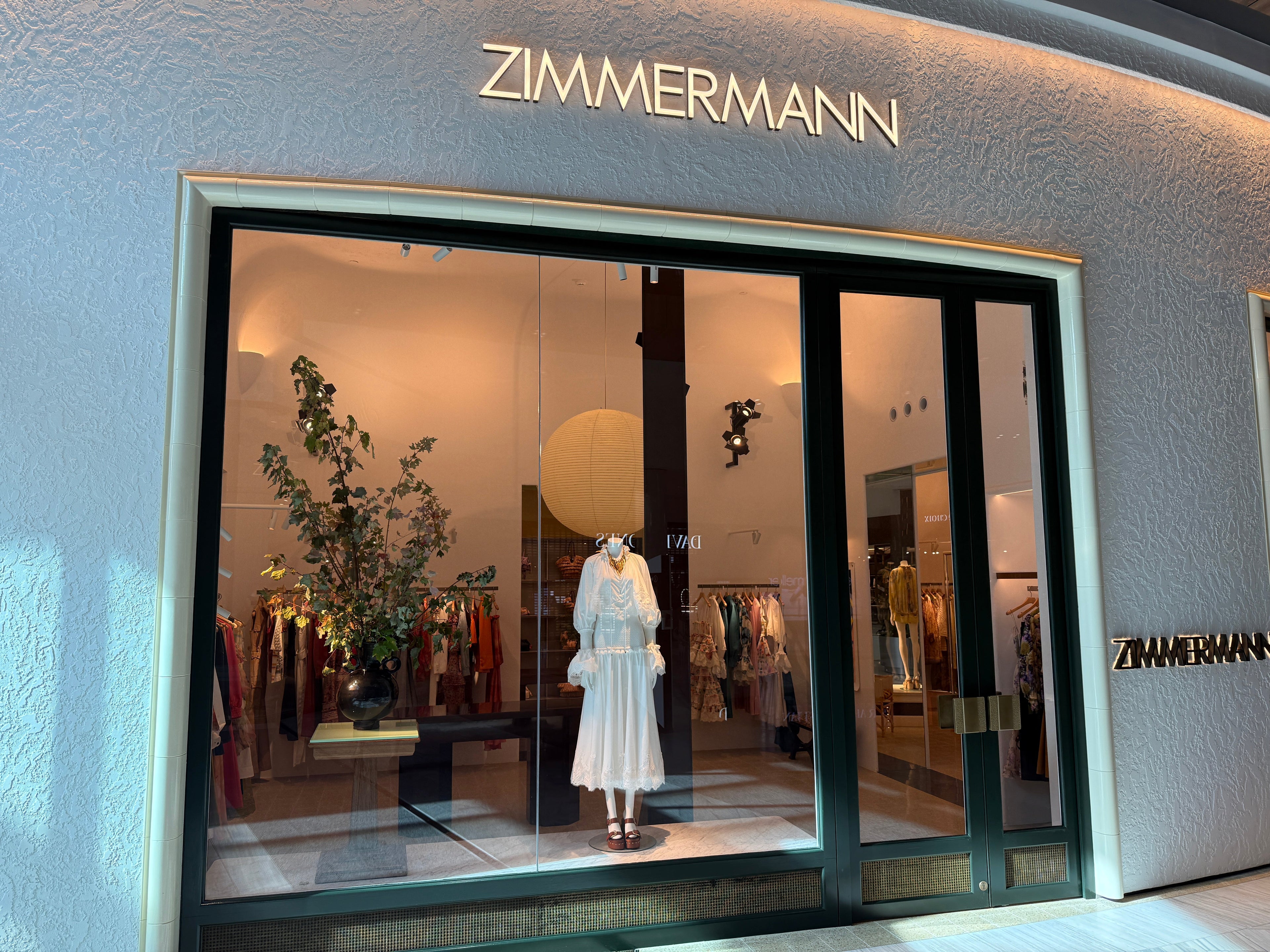 Corporate Retail Florals - Zimmermann - Pacific Fair - Broadbeach Gold Coast