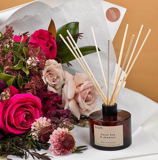 S C E N T S 

Introducing our new Drift Reed Diffusers 🌸

You can now purchase your flowers with made with love by Flowers Gold Coast www.flowersgoldcoast.com.au the Gold Coast's best Florist- Same Day Flower Delivery