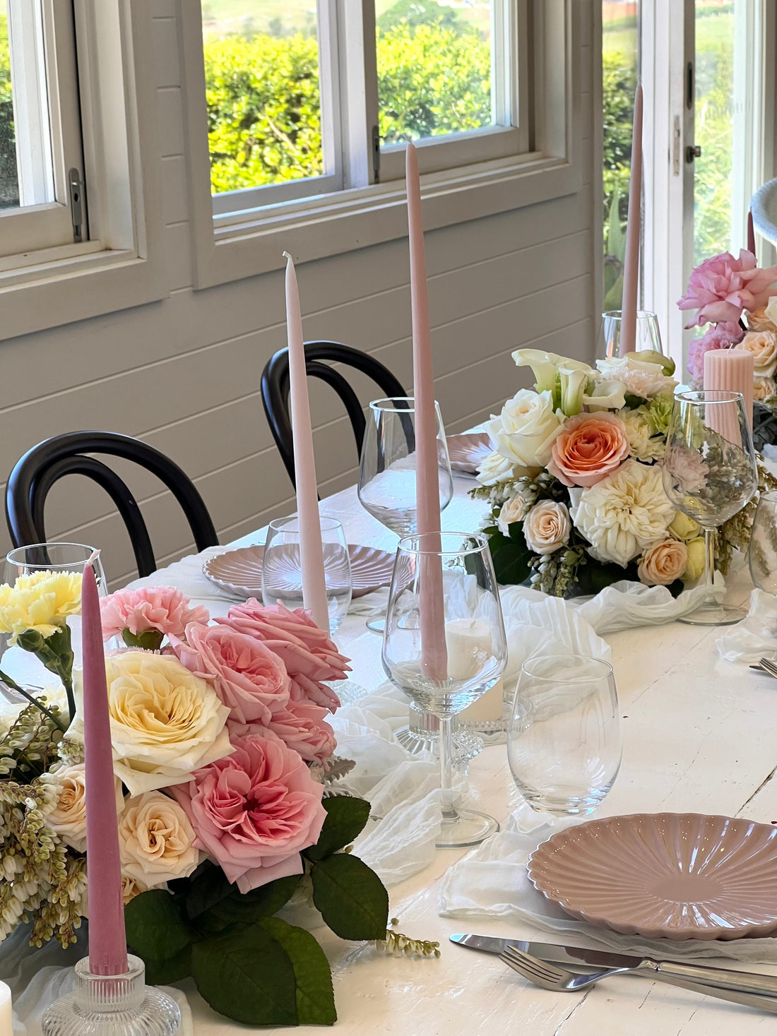 When to Book a Wedding Florist and How to Plan Your Floral Timeline