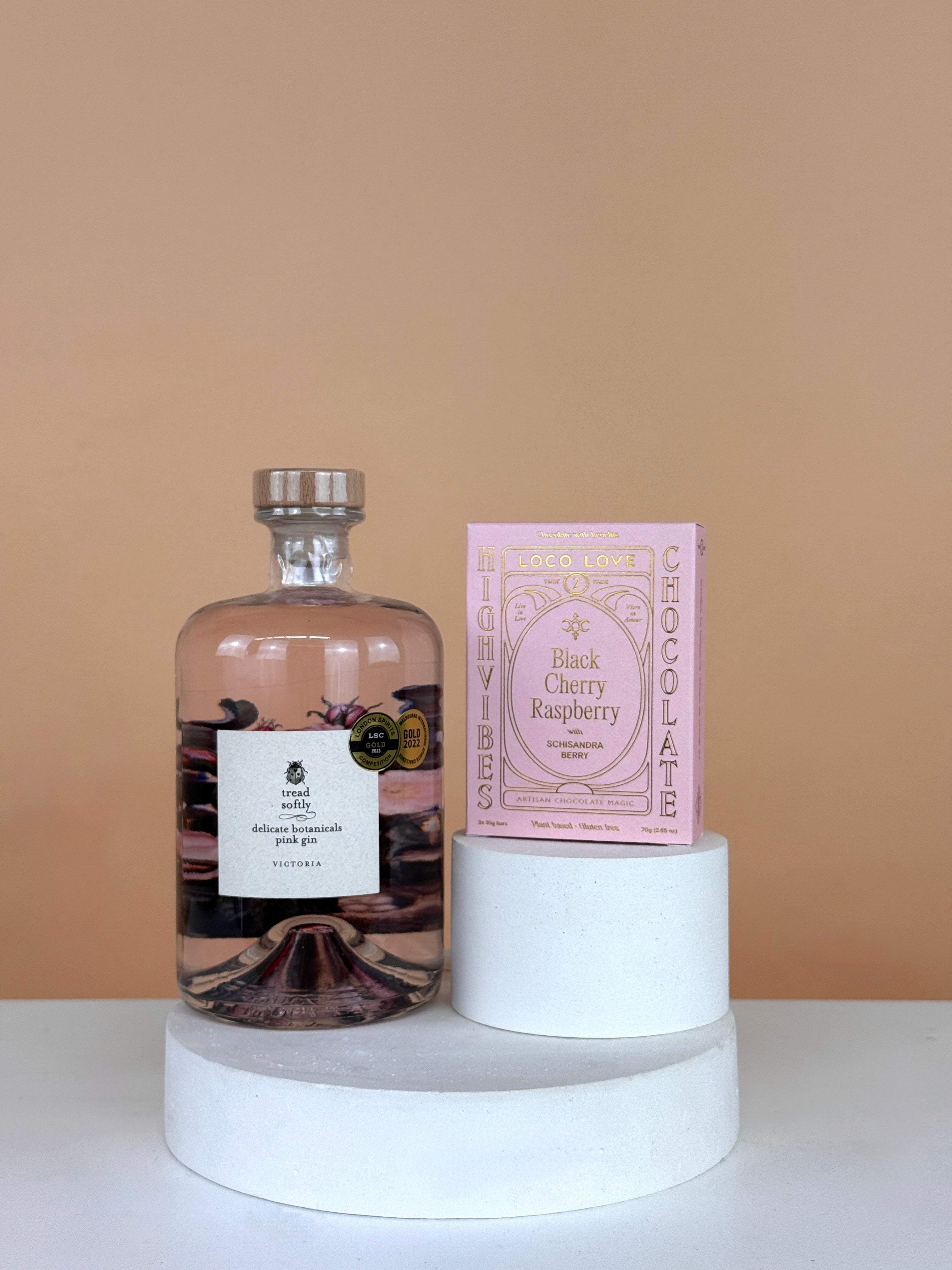 Choc & Bubbles-Flower-Delivery-Gold-Coast-Florist-Flowers Gold Coast-Maple Macadamia Caramel (Loco Love)-Moet Chandon - Brut Imperial Champagne-Petite-https://www.flowersgoldcoast.com.au-best-florist