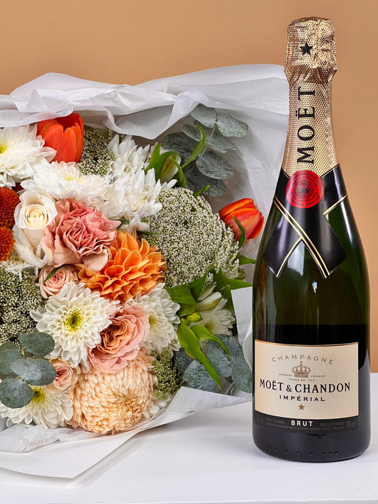 Champagne Bouquet Bundle-Flower-Delivery-Gold-Coast-Florist-Flowers Gold Coast-Petite-Moet & Chandon-https://www.flowersgoldcoast.com.au-best-florist