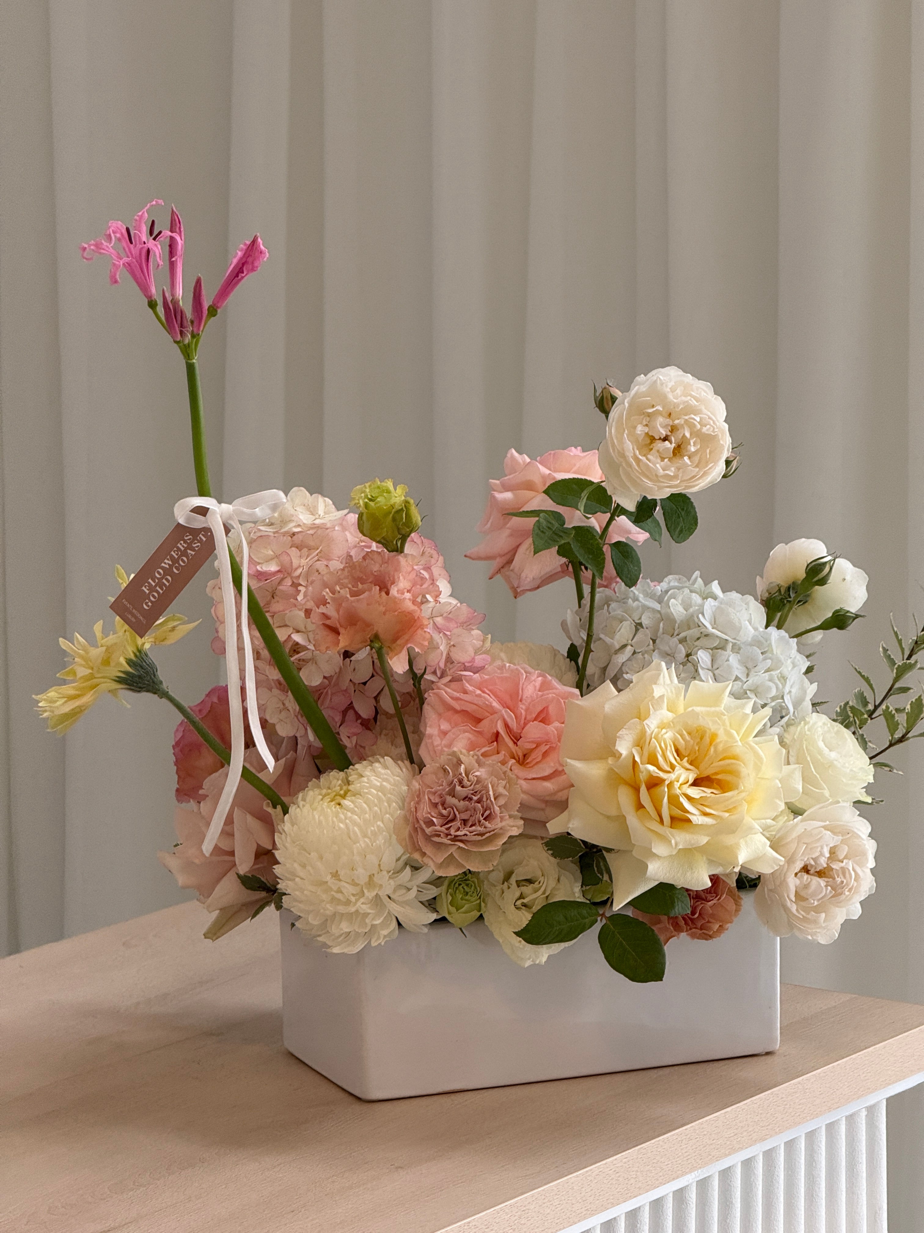Designer Floral Table Centrepiece-Flower-Delivery-Gold-Coast-Florist-Flowers Gold Coast-Pastels-Small-https://www.flowersgoldcoast.com.au-best-florist