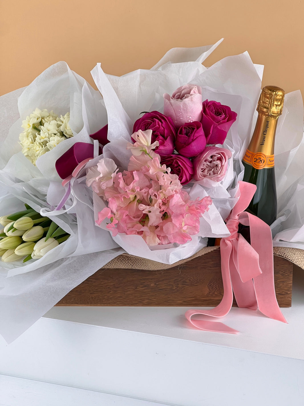 Gift Hamper & Gift Basket Delivery Flowers Gold Coast